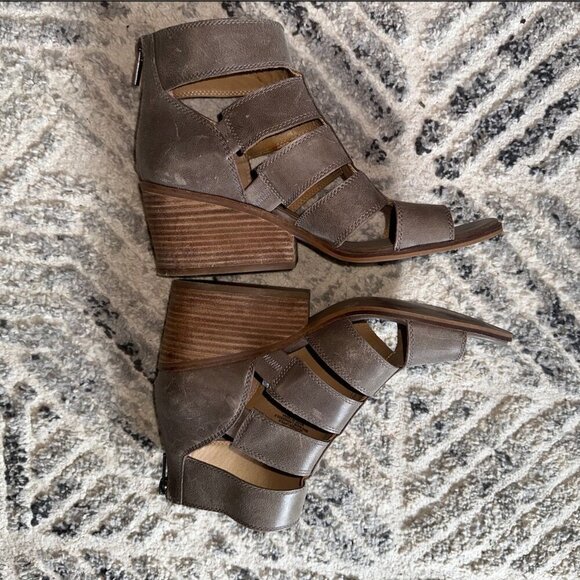 Lucky Brand Brown Leather Suede Cut Out Heel Sandals Women's 10 - Picture 6 of 9